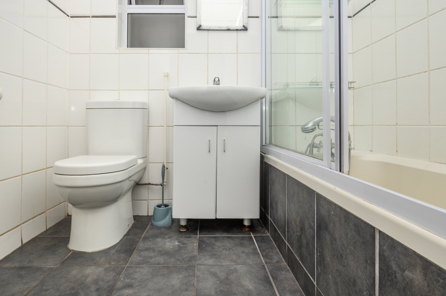 2 Bedroom Property for Sale in Humewood Eastern Cape